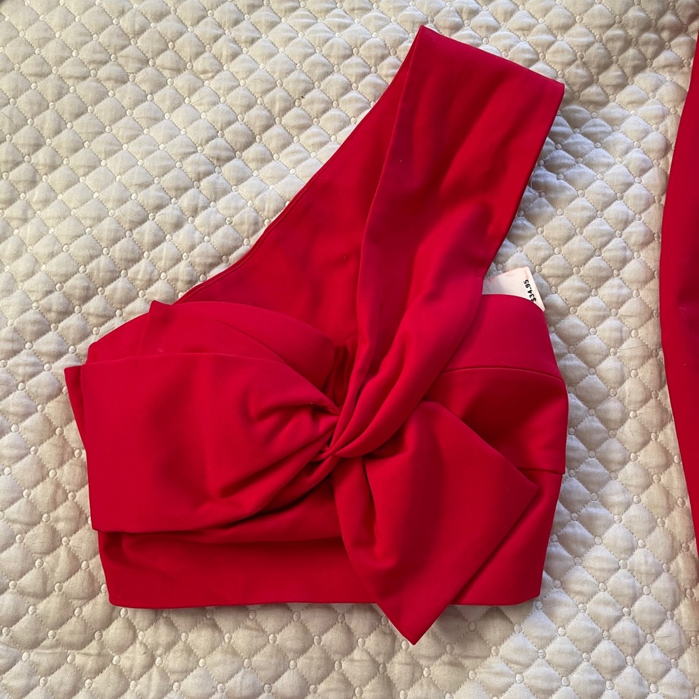 Red Outfit - Picture 2 of 6